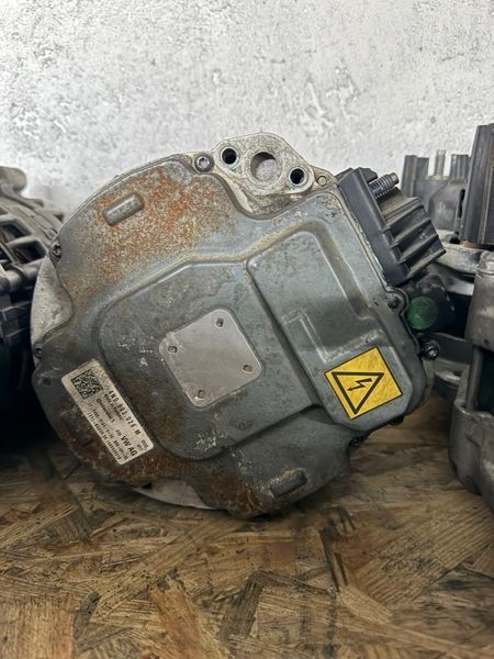 Генератор AUDI A6 S6 A7 S7 A8 S8 Start Stop 4N0903028 4N0903028 фото