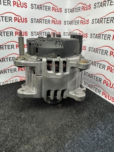 Генератор AUDI A1 A3 A5 VW Caravelle Crafter Golf Jetta Multivan Passat Scirocco Sharan 1.6  2.0 TDi 04L903021A 04L903021A фото
